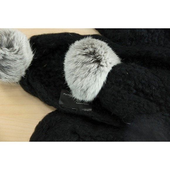 La Fiorentina Black Rabbit Fur Pom Scarf Hat Set - Picture 5 of 6